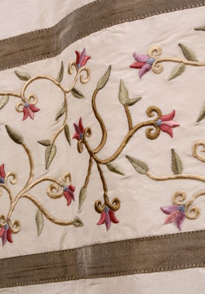 Brianna - Women's Handmade Silk Tallit-938