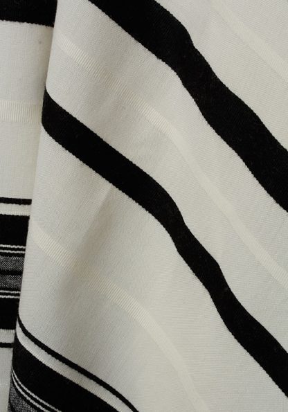 Oliver - Men's Traditional Wool Tallit-621