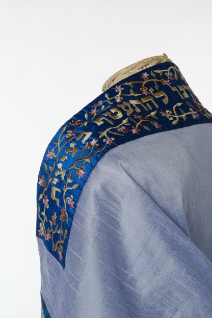 Noam - Women's Handmade Silk Tallit-3253