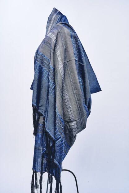 Noah - Handmade Unisex Woven Silk Tallit - Image 6