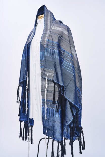 Noah - Handmade Unisex Woven Silk Tallit - Image 8